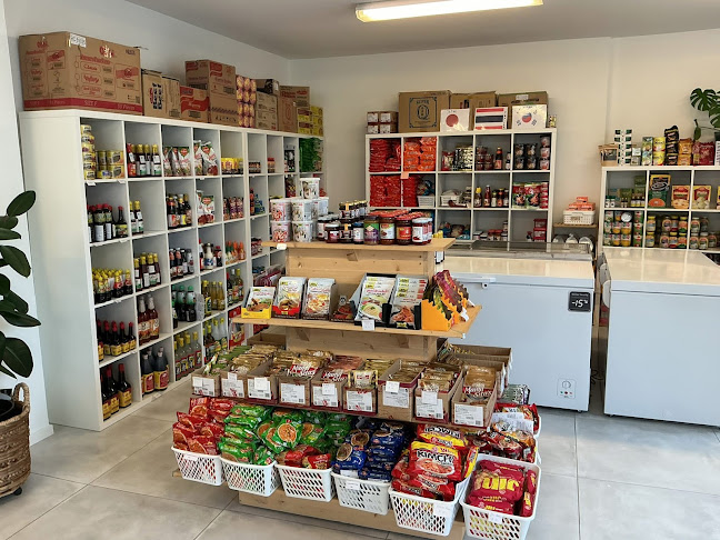 Jazzy’s Cafe’ & Shop ( Cakes,coffee,Asian grocery,Womens Clothing) - Gastronomi og hotelvirksomhed