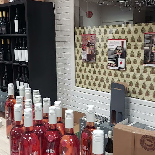 Opinii despre Britorns Vin&Vin Silkeborg în Silkeborg - Gastronomi og hotelvirksomhed