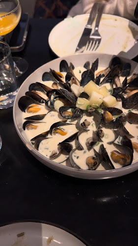 Opinii despre Kødbyens Fiskebar în København - Gastronomi og hotelvirksomhed