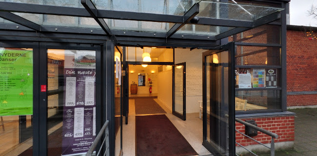 Opinii despre Restaurant Vejgaard Hallen în Aalborg - Gastronomi og hotelvirksomhed
