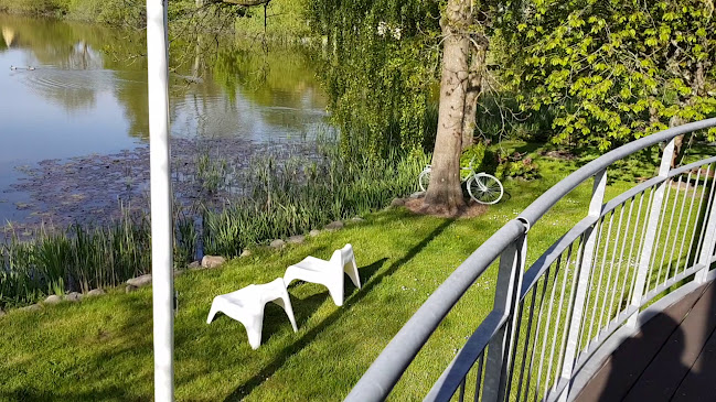 Opinii despre På Toppen - Cafe og Herberg în Knebel - Gastronomi og hotelvirksomhed