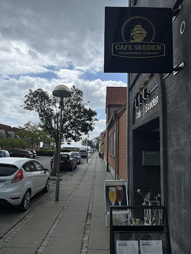 Comentarii opinii despre Cafe Skuden