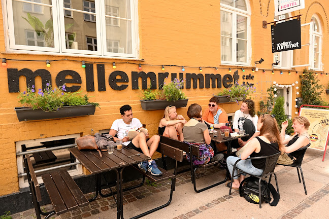Opinii despre Café Mellemrummet în København - Gastronomi og hotelvirksomhed