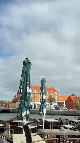 Opinii despre Restaurant Solsikken în Skælskør - Gastronomi og hotelvirksomhed