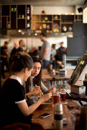 Ramen to Bíiru - Gastronomi og hotelvirksomhed