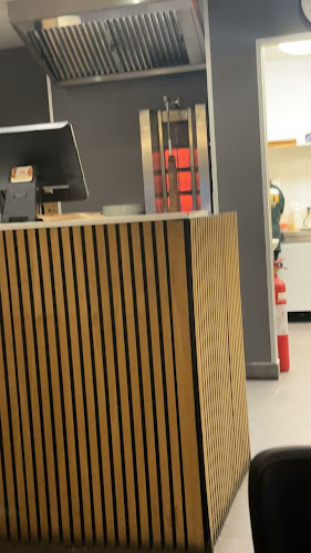 Opinii despre Elite pizza og kebab în Vandel - Gastronomi og hotelvirksomhed