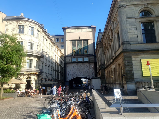 Store Strandstræde 18, 1255 København