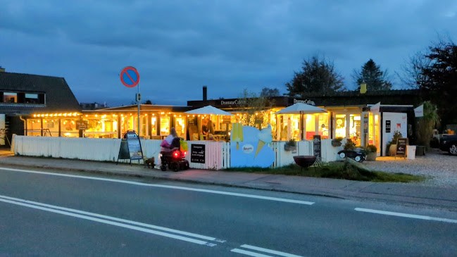 Opinii despre DrømmeCaféen în Dronningmølle - Gastronomi og hotelvirksomhed