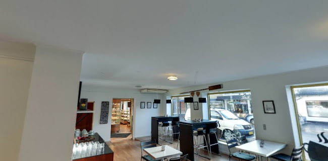 Opinii despre Kjers Brød Videbæk v/ Marlene & Peter Kjer în Videbæk - Gastronomi og hotelvirksomhed