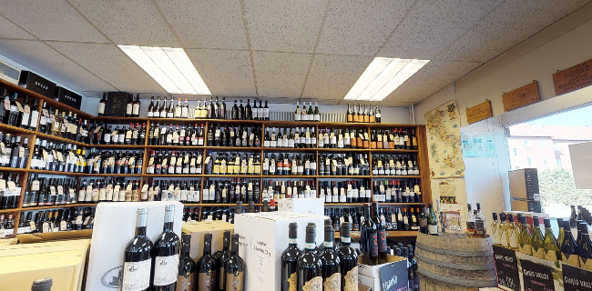 Opinii despre Holte Vinlager în Virum - Gastronomi og hotelvirksomhed