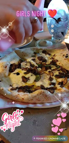 Opinii despre Frankies Pizza în København - Gastronomi og hotelvirksomhed