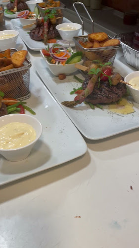 Comentarii opinii despre Café Rendezvous Pizza & Steak House