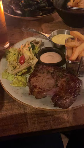 Opinii despre Mojoe Kitchen & Bar în København - Gastronomi og hotelvirksomhed