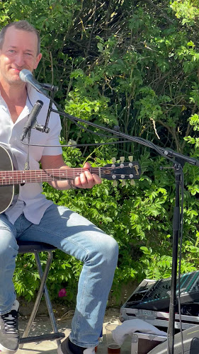 Ishuset ved Vesterhavet - Grønhøj Strand - Gastronomi og hotelvirksomhed