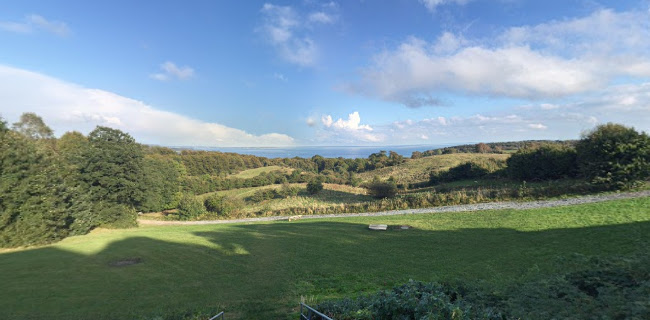 Opinii despre Restaurant Skamlingsbanken I/S v/Karina Poulsen og Niels H Sohl în Sjølund - Gastronomi og hotelvirksomhed