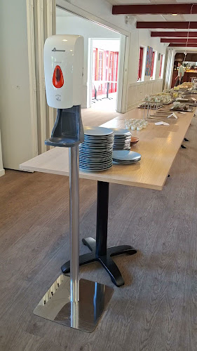 Opinii despre Gyrstinge Skovkro în Fjenneslev - Gastronomi og hotelvirksomhed