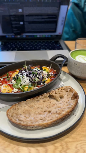 Comentarii opinii despre Ø12 Coffee and Eatery