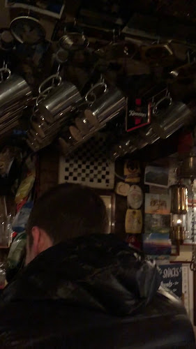 Opinii despre Charlie's Bar în København - Gastronomi og hotelvirksomhed