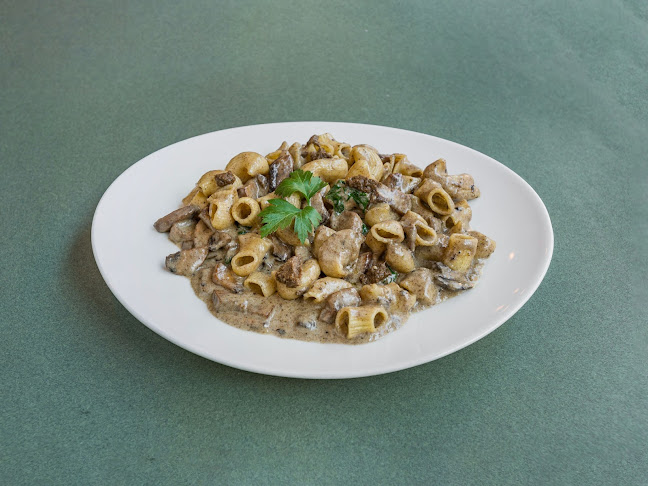 Zilleri - Gastronomi og hotelvirksomhed