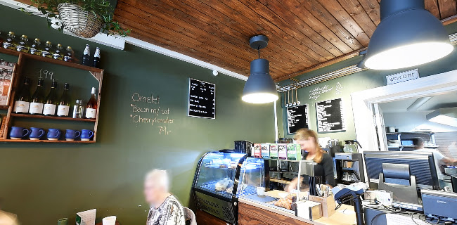 Comentarii opinii despre Cafe 48