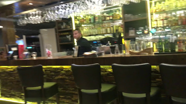 Opinii despre Café Rendezvous Pizza & Steak House în Brønderslev - Gastronomi og hotelvirksomhed