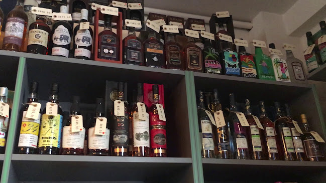 Opinii despre Juul's Vin & Spiritus în Frederiksberg - Gastronomi og hotelvirksomhed