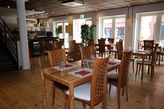 Marcantonio Trattoria - Pizzeria - Gastronomi og hotelvirksomhed