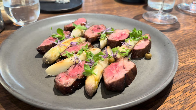 Trio Restaurant & Bar