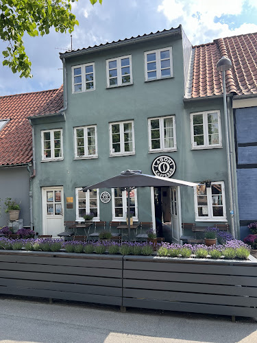 Lagoni Kaffebar - Gastronomi og hotelvirksomhed