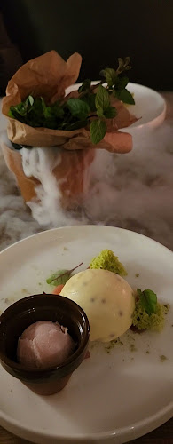 Opinii despre Brygger Bauers Grotter în Viborg - Gastronomi og hotelvirksomhed