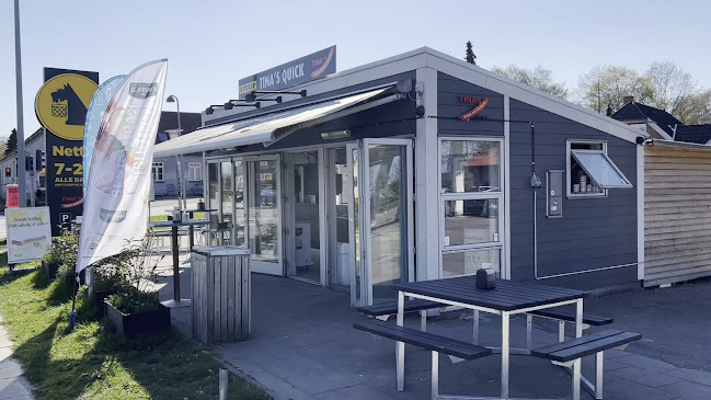 Opinii despre Tina's Quick în Ishøj - Gastronomi og hotelvirksomhed