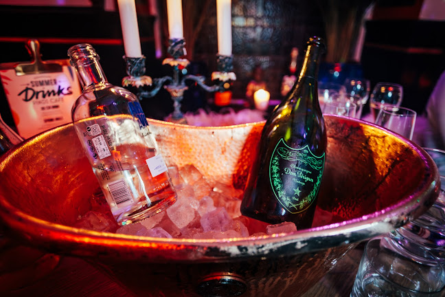 Comentarii opinii despre Pinds Cafe