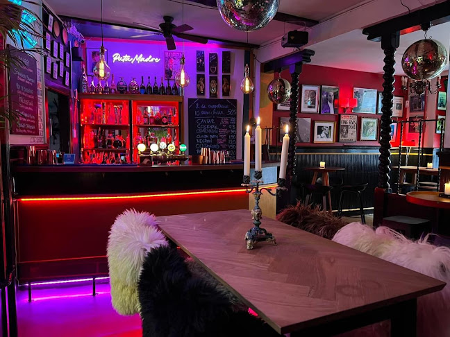 Pinds Cafe - Gastronomi og hotelvirksomhed