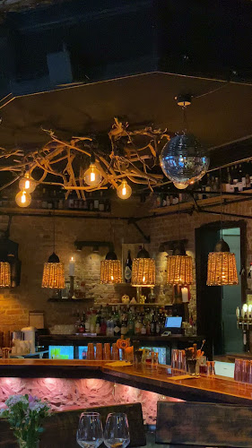 Comentarii opinii despre VAEST