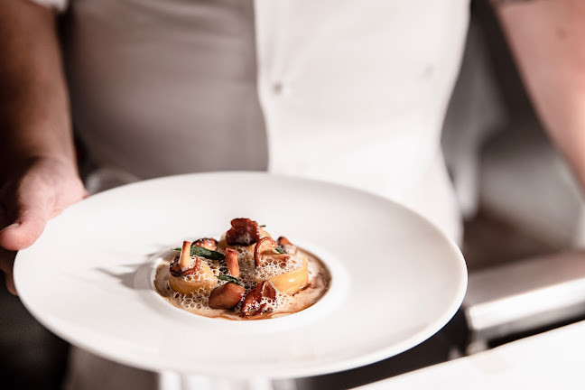 Opinii despre Kong Hans Kælder în København - Gastronomi og hotelvirksomhed