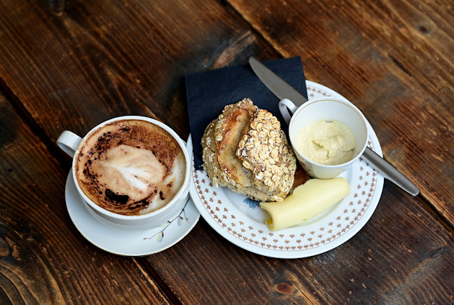 Opinii despre Café Mellemrummet în København - Gastronomi og hotelvirksomhed