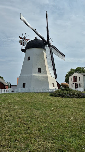 The Falcon Hotel & Restaurant