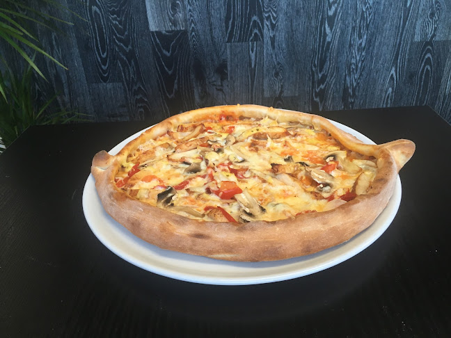 Opinii despre Burger House Grill & Pizza în Næstved - Gastronomi og hotelvirksomhed