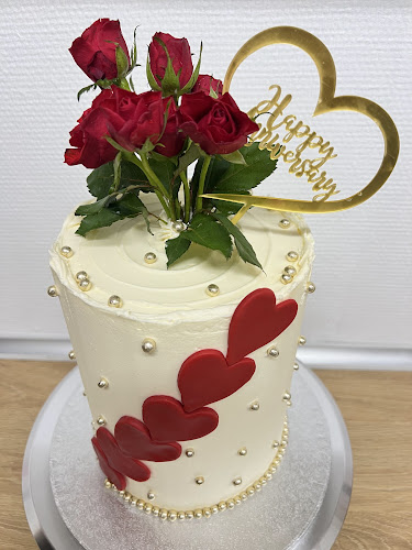 Jazzy’s Cafe’ & Shop ( Cakes,coffee,Asian grocery,Womens Clothing) - Gastronomi og hotelvirksomhed