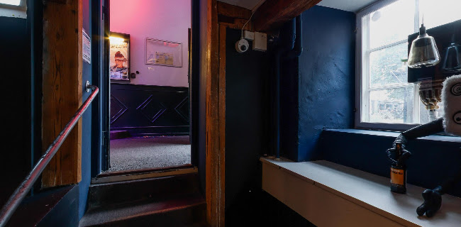 Comentarii opinii despre Bastard Café HUSET