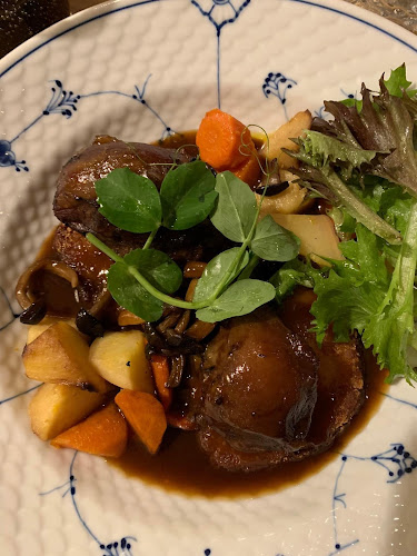 Comentarii opinii despre Julins Café