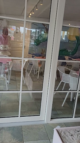 Opinii despre Isbaren Liseleje vaffelbageri minigolf în Liseleje - Gastronomi og hotelvirksomhed