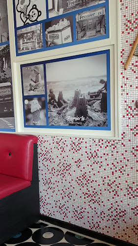 Opinii despre Café Retro Brøns Kro în Skærbæk - Gastronomi og hotelvirksomhed