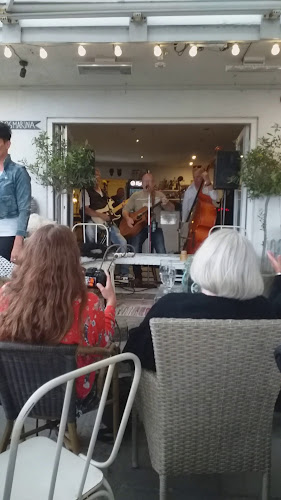 Opinii despre Kabyssen Is & Grill v/Tram Que Ho în Hejls - Gastronomi og hotelvirksomhed