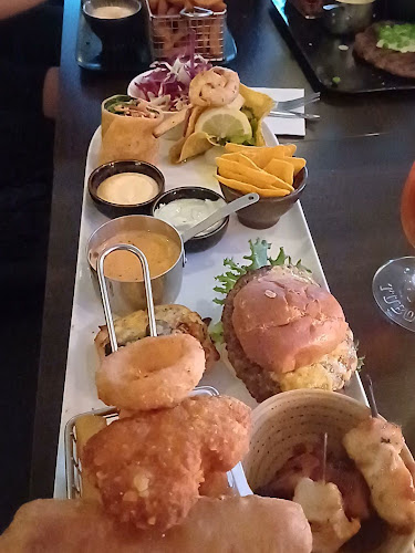 Comentarii opinii despre Cafe Cosy