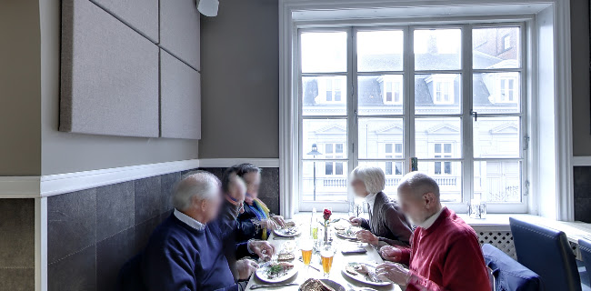 Comentarii opinii despre Restaurant Upstairs