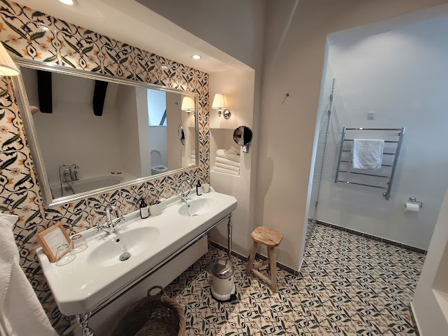 Falsled Kro, 1744 - Relais & Châteaux - Gastronomi og hotelvirksomhed