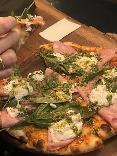 Comentarii opinii despre Carlo's Pizza