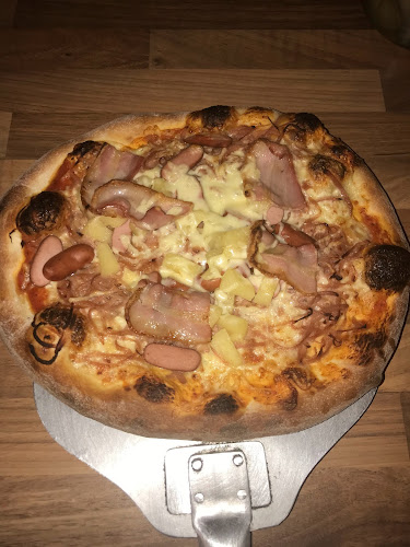 Comentarii opinii despre Byens Pizzaria / Spøttrup-Rødding