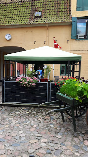 Opinii despre Plums Gaards Gourmet în Assens - Gastronomi og hotelvirksomhed